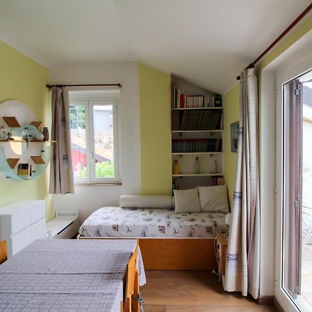 Bed and Breakfast Il Faro Di Manuela à Fino Mornasco Extérieur photo